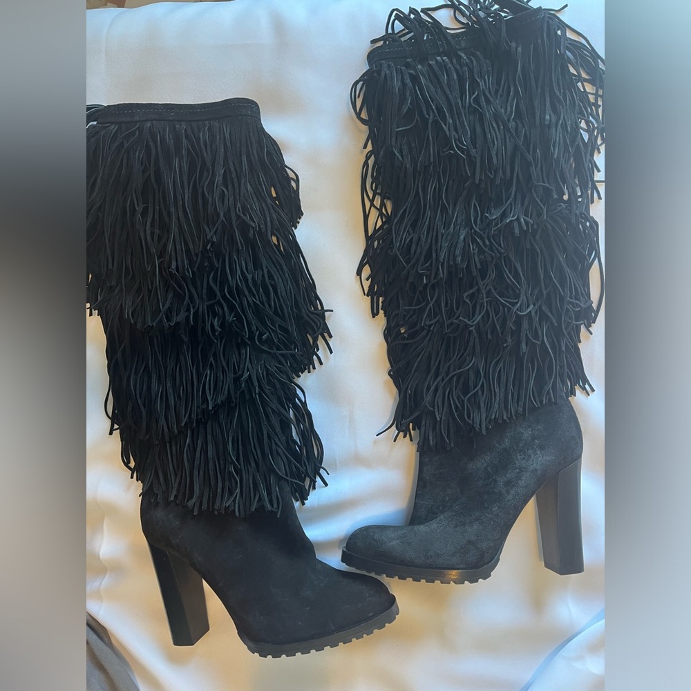 Vero Cuoio size 37 Below the Knee Fringe Suede Boots with 4 inch heel *New